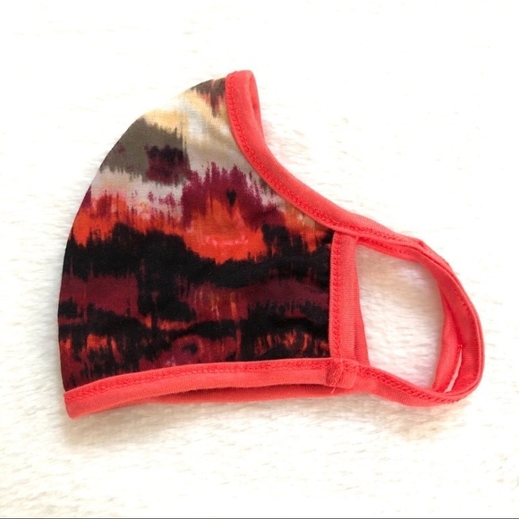 🔴 5 for $10 ONE Abstract Design Red & Black Face Mask - Picture 2 of 7